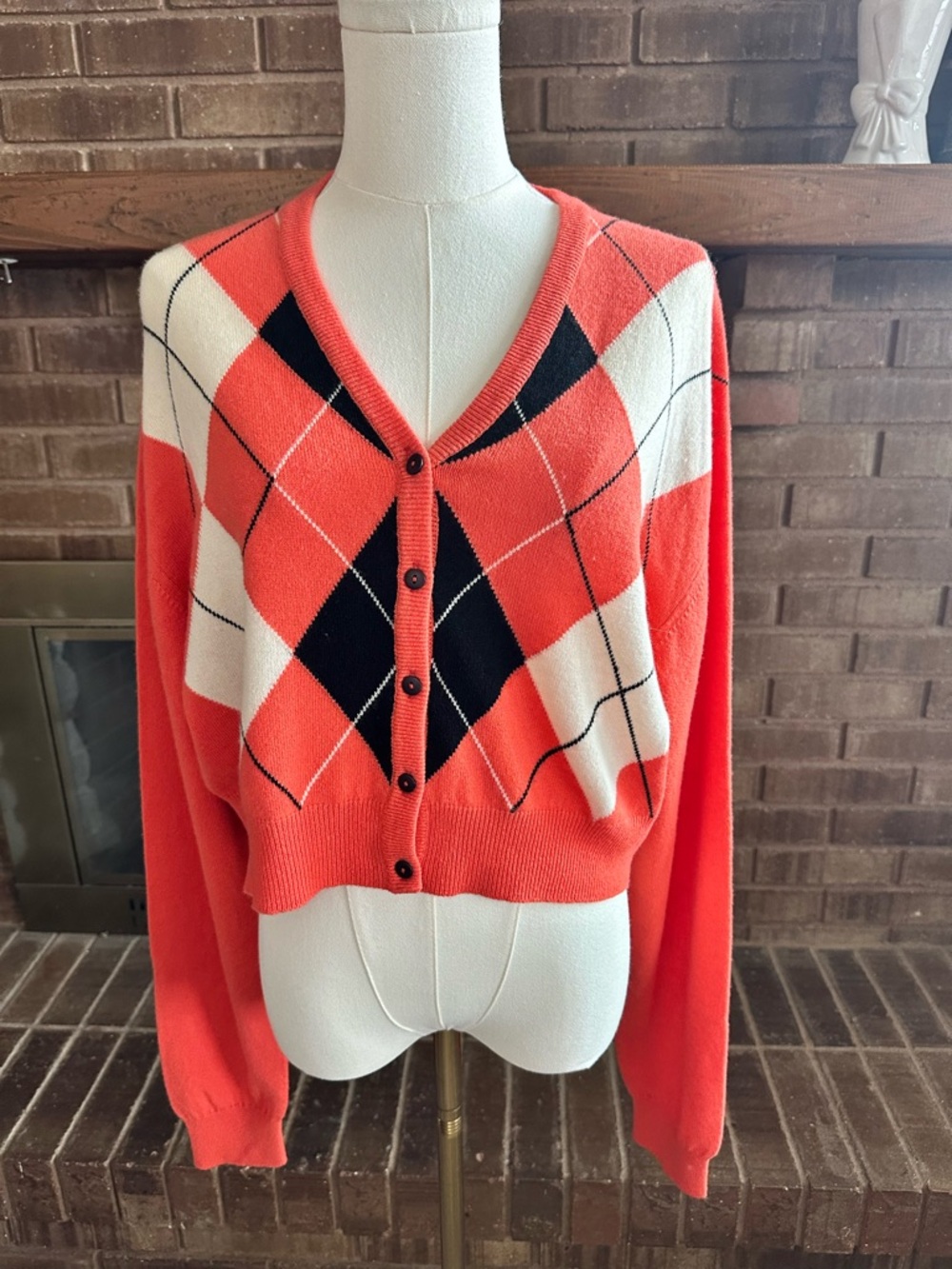 Christopher Kane 100% Cashmere Scotland Argyle Cardigan M EUC — Luxury Academia